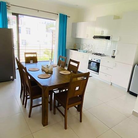 Beach Apartment Flic en Flac Экстерьер фото